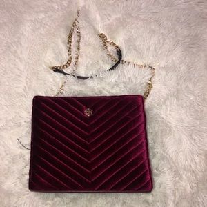 Cute squared burgundy bag
